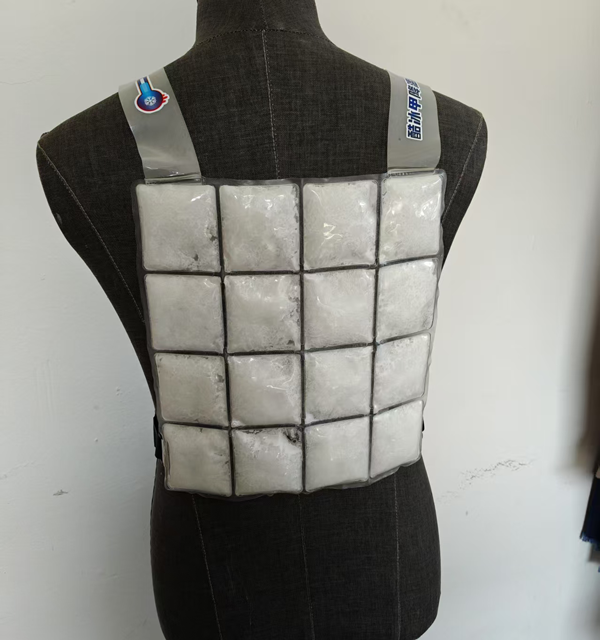 Roupas de resfriamento simplificadas para mudança de fase