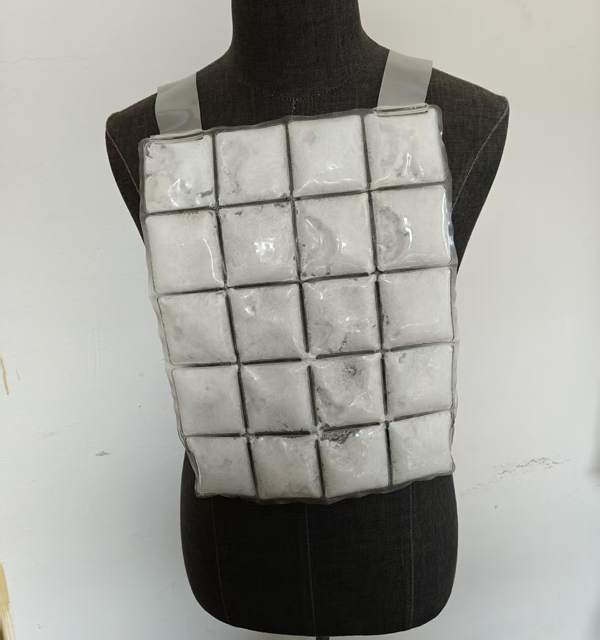 Roupas de resfriamento simplificadas para mudança de fase